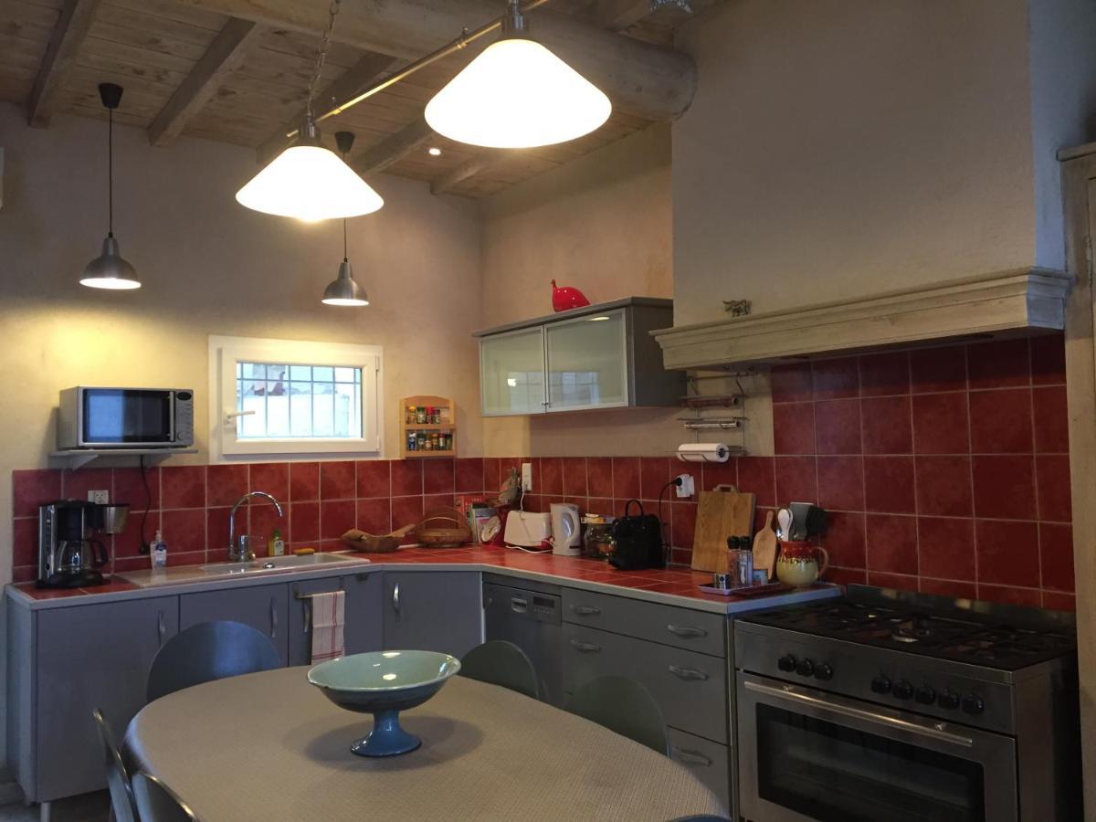 Maison Au Bord De Mer Saintes-Maries-de-la-Mer Buitenkant foto